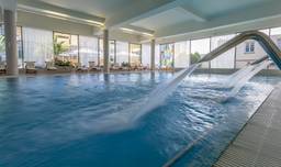 Schwimmbad im Hotel Olympic Palace