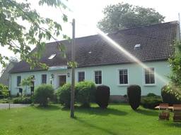Landgasthaus & Pension Gestüt Lindenhof — Bild 1
