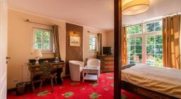 Romantik Hotel Zum Lindengarten — Bild 1