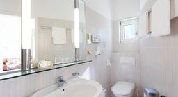 Romantikhotel Zur Sonne — Bild 1