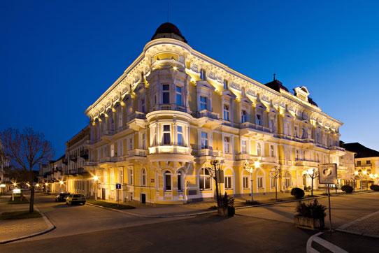 Lázeňský hotel Savoy in Franzensbad
