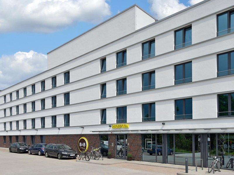 B&B HOTEL Lüneburg 2*