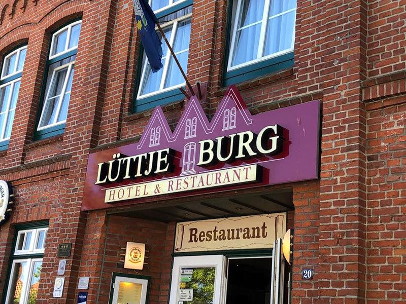 Country Partner Hotel Lüttje Burg 3*