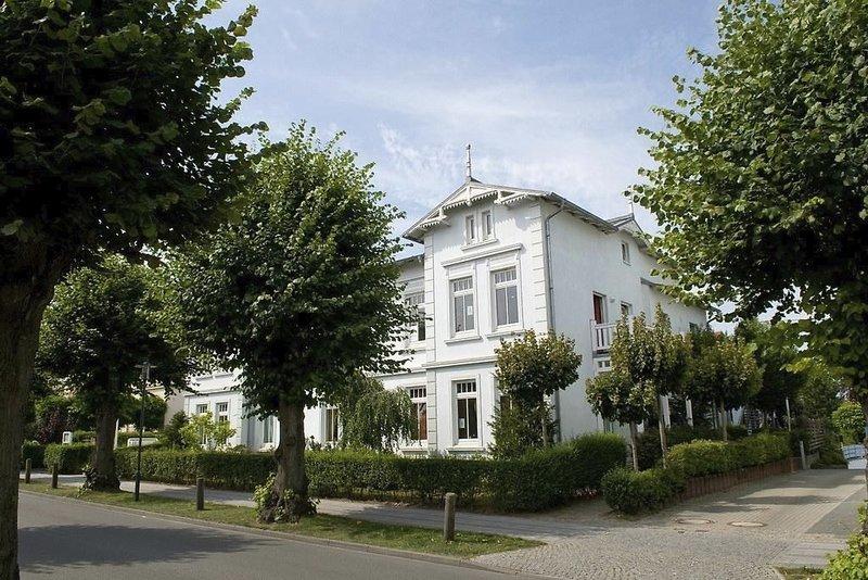 Ferienwohnungen Strandstraße 16 3*