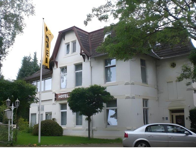 Parkhotel Seeufer 3*