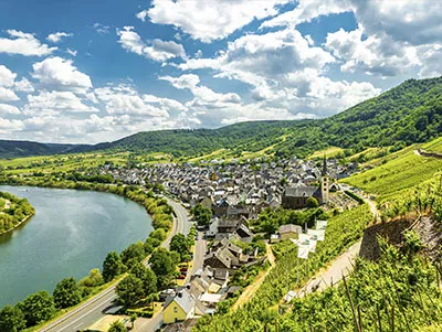 Kurze Entdeckungstour in der Moselregion beim Bremm - Rheinland-Pfalz - Deutschland