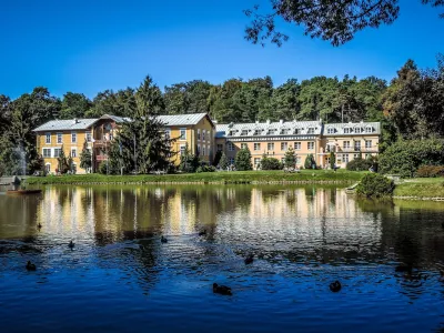 Nałęczów, Heilbad, Landschaftspark Bild