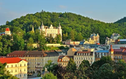Karlovy Vary: Weltberühmtes Spa