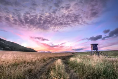 Sonnenuntergang, Berg, Felder Bild