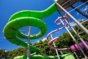 Aquapark mit Wasserrutschen in Zalakaros