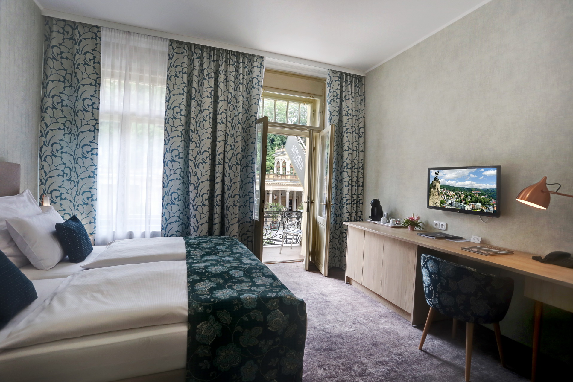 Doppelzimmer Superior mit Fensterblick