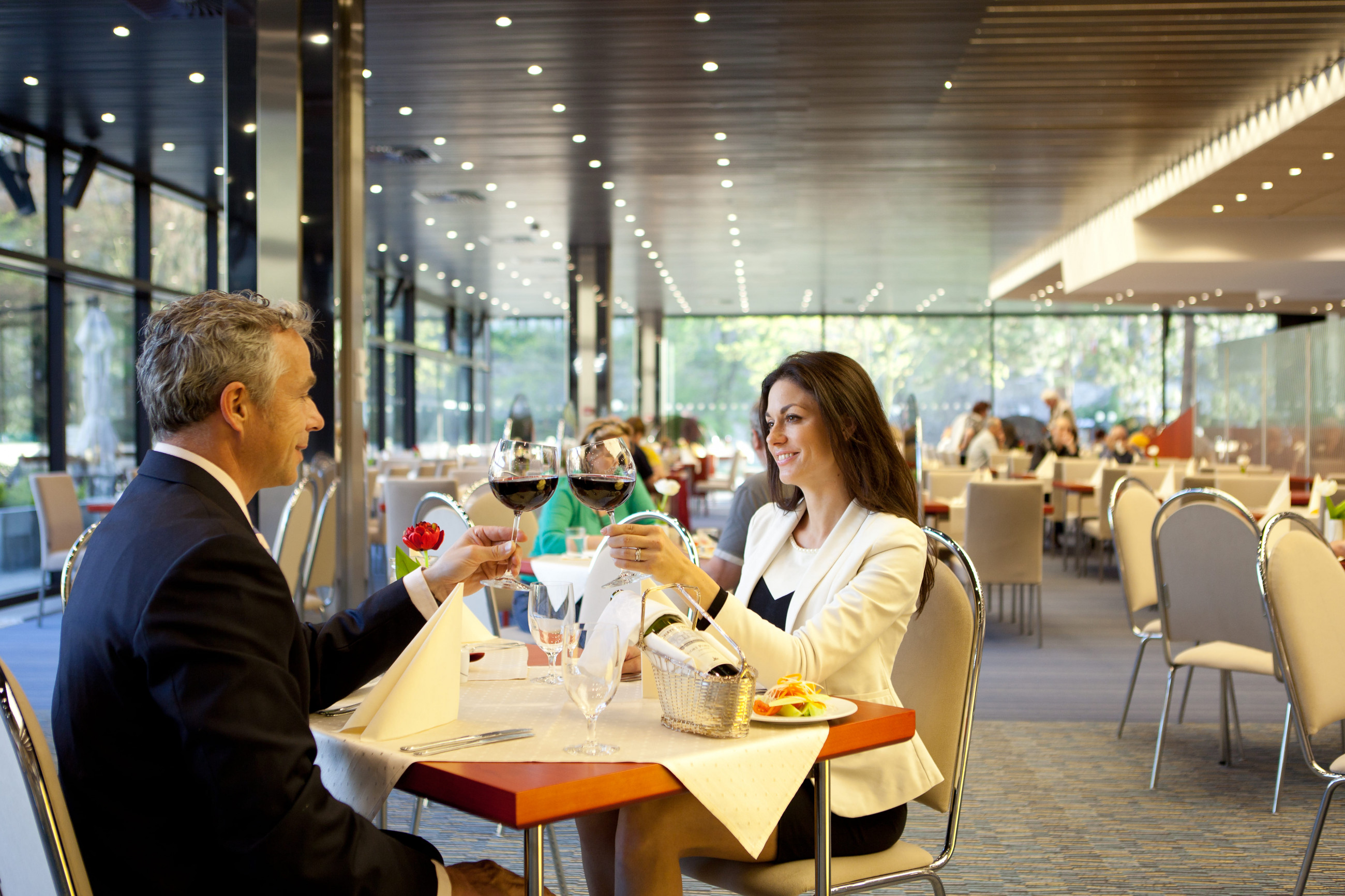 Gemütliches Ambiente im Restaurant des Hotels