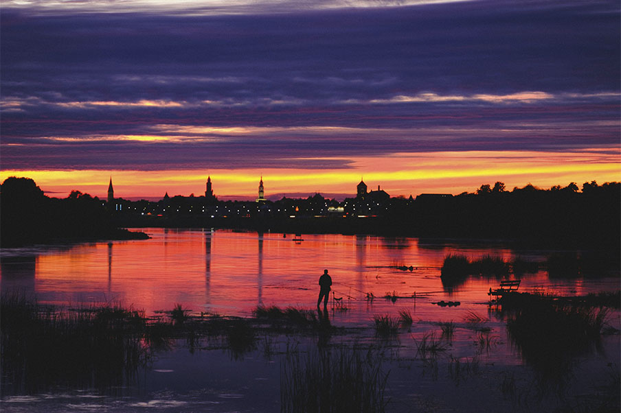 Sonnenuntergang am Fluss in Birštonas