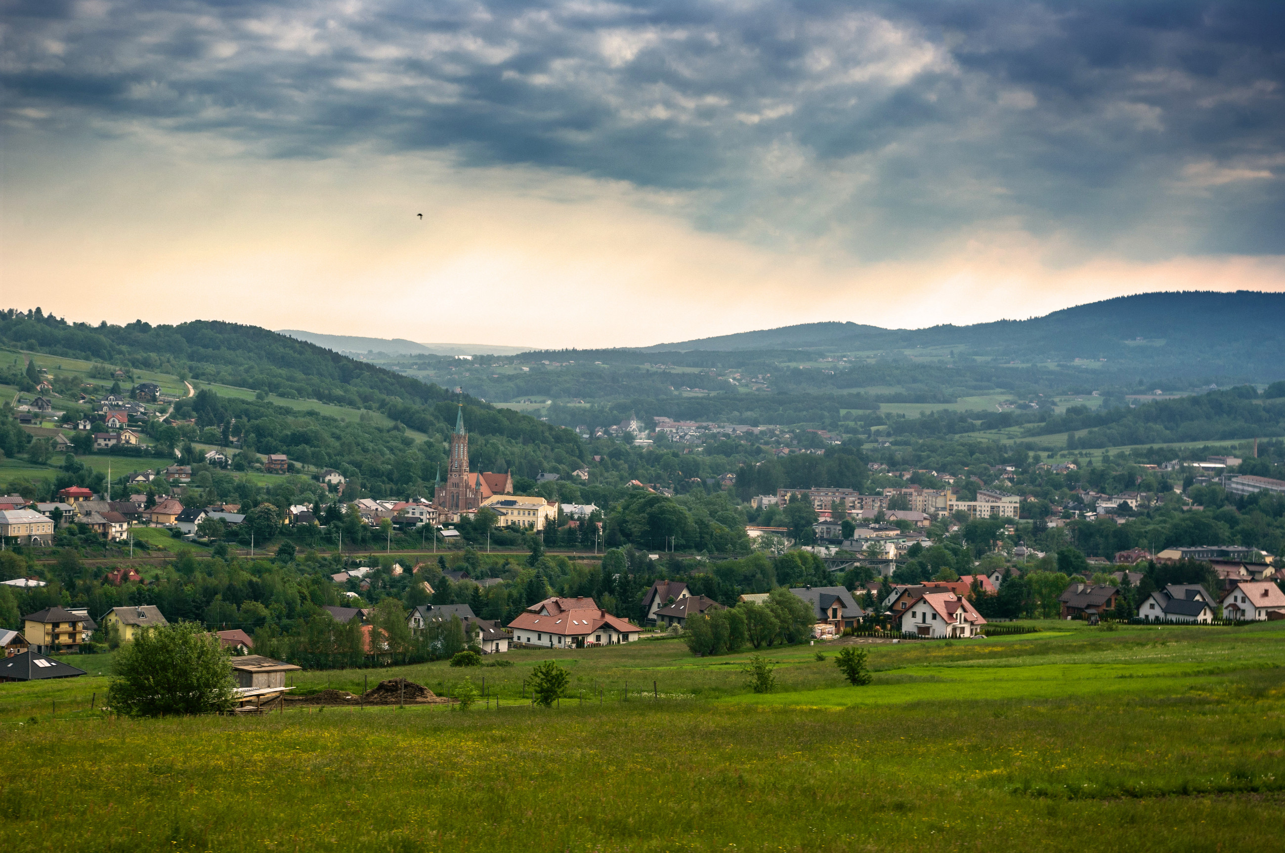 Blick auf die Dolina Popradu mit Wolken am Himmel in Polen