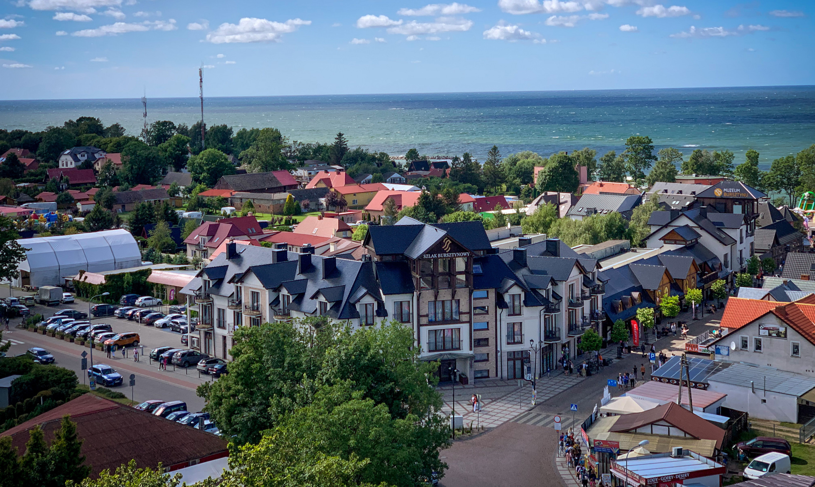 Blick vom Leuchtturm auf Jaroslawiec in Polen